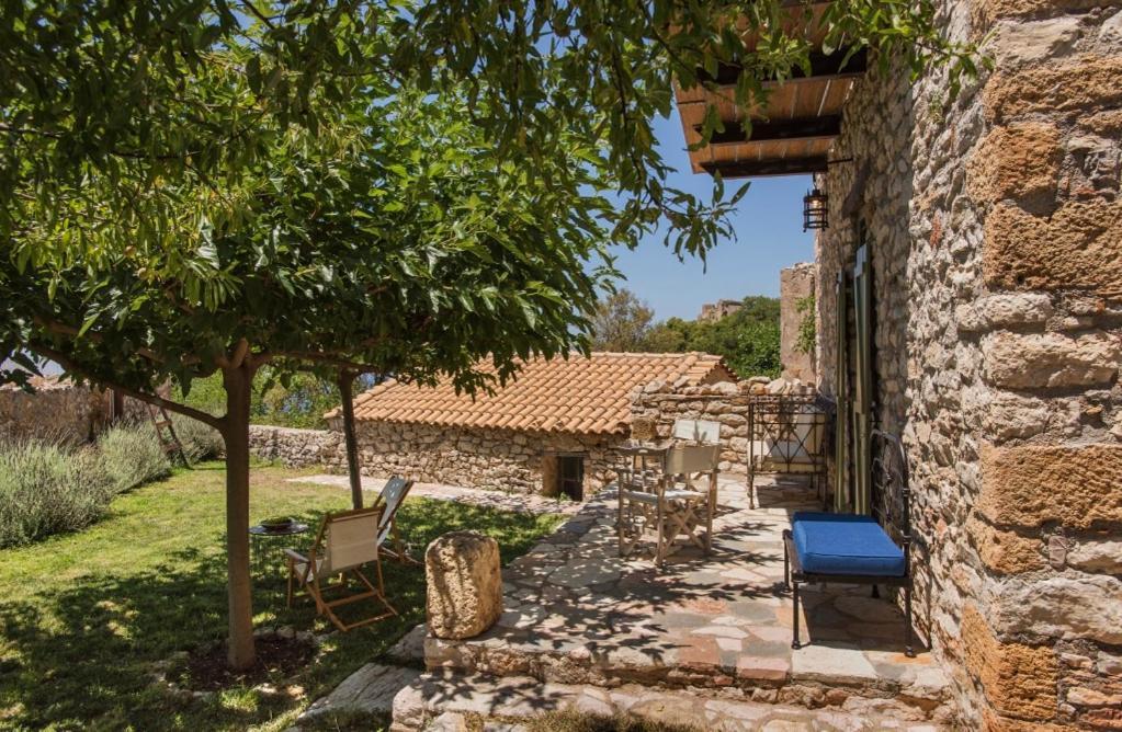 Kyparissia Old Town Lodge With Amazing Sea View Екстериор снимка